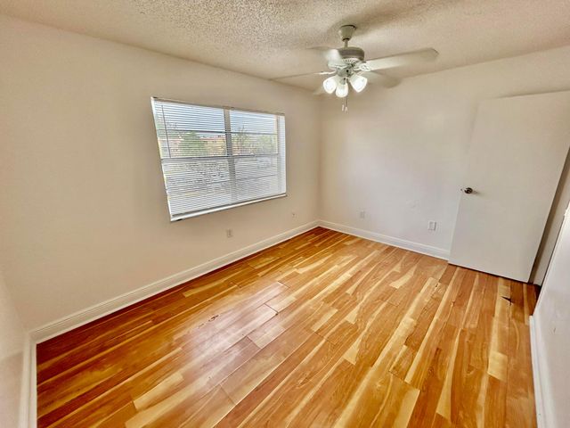 4314 NW 9th Avenue 4-2b, Deerfield Beach, FL 33064