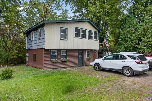 153-55 County Route 57, Schroeppel, NY 13135