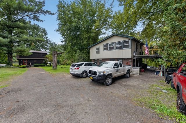 153-55 County Route 57, Schroeppel, NY 13135