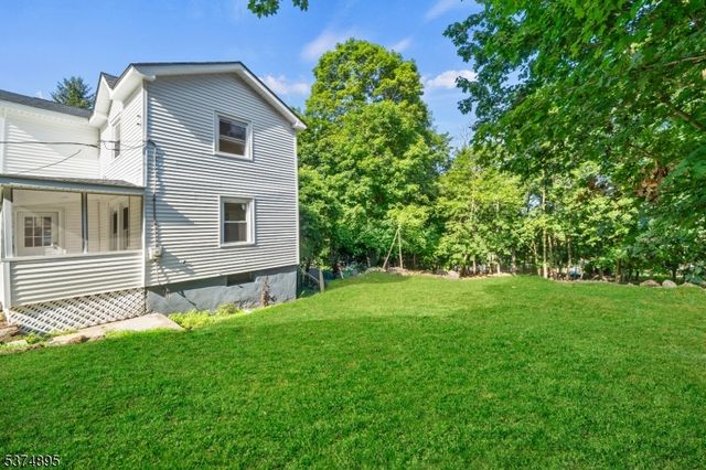 20 Ella St, Bloomingdale Boro, NJ 07403