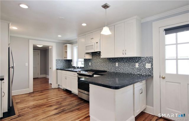 7 Bible Street 1, Greenwich, CT 06807