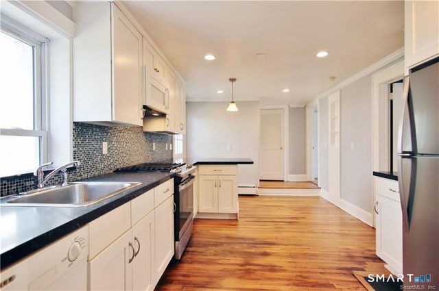 7 Bible Street 1, Greenwich, CT 06807