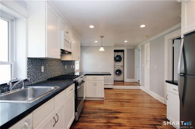 7 Bible Street 1, Greenwich, CT 06807