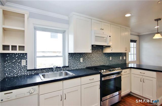 7 Bible Street 1, Greenwich, CT 06807