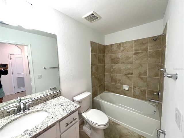 14041 HERITAGE LANDING BOULEVARD 637, Punta Gorda, FL 33955