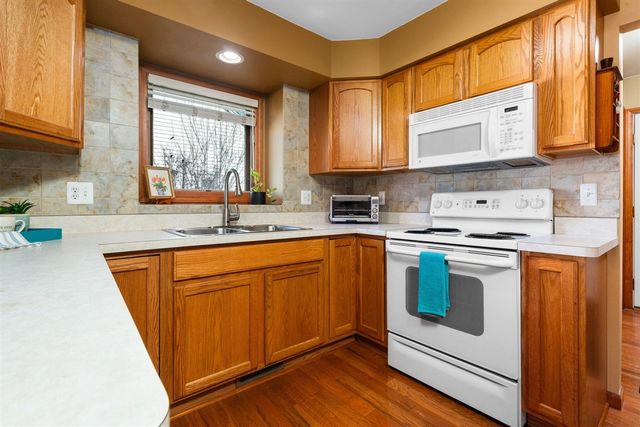 3721 Bristol Drive, Dexter, MI 48130