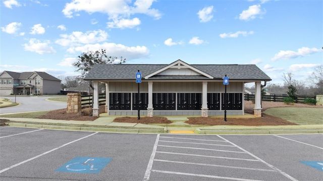 105 Montgomery Drive, Stockbridge, GA 30281