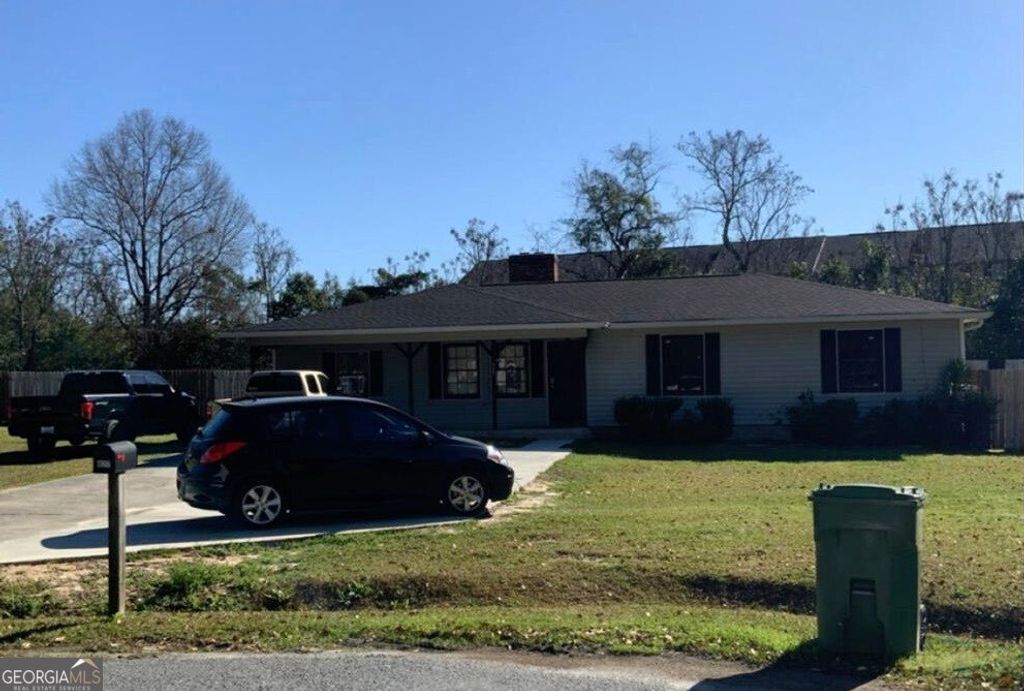 827 Robin Hood Trail, Statesboro, GA 30458