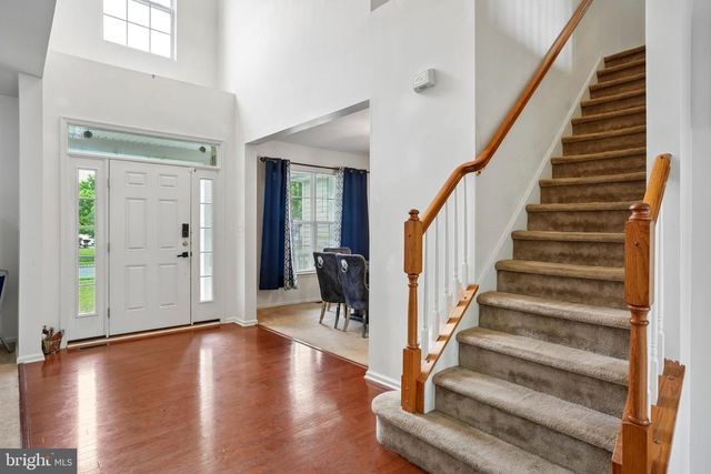 14 CAMBRIDGE LN, Berlin, NJ 08009