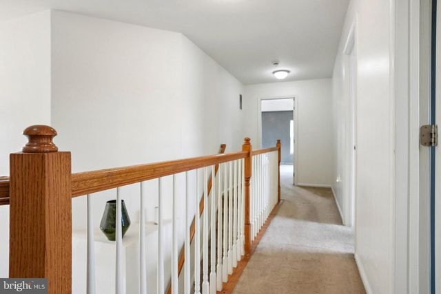 14 CAMBRIDGE LN, Berlin, NJ 08009