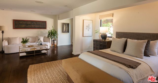 7840 Torreyson Drive, Los Angeles, CA 90046