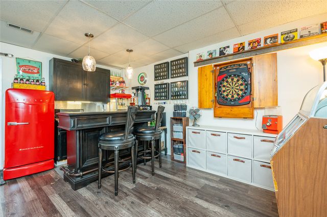 5304 Brookview Drive, West Des Moines, IA 50266