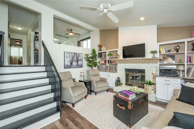 5304 Brookview Drive, West Des Moines, IA 50266