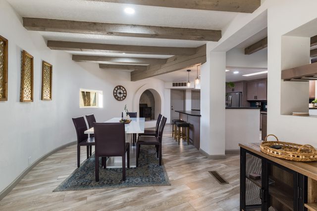 3212 Calle De Estella NW, Albuquerque, NM 87104