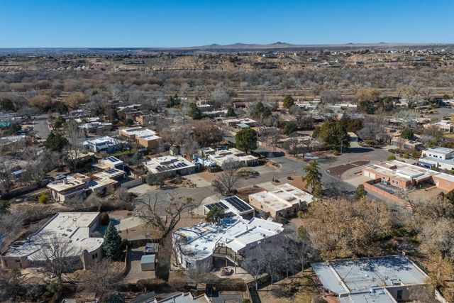 3212 Calle De Estella NW, Albuquerque, NM 87104