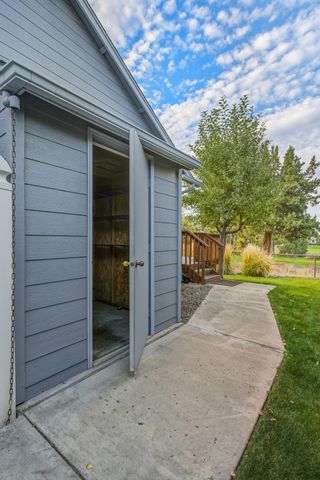 4315 SW Ben Hogan Drive, Redmond, OR 97756