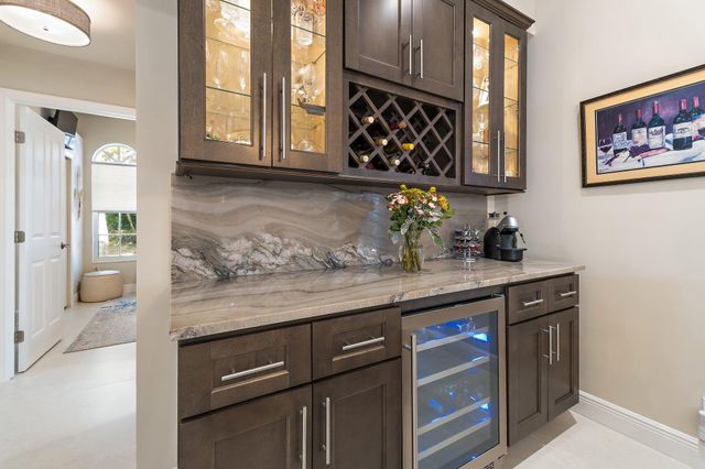 45 Via Verona, Palm Beach Gardens, FL 33418