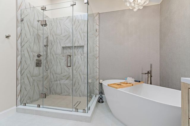 45 Via Verona, Palm Beach Gardens, FL 33418