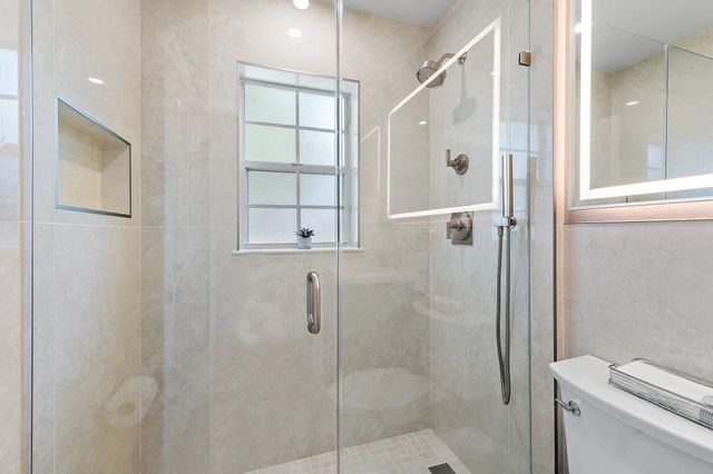45 Via Verona, Palm Beach Gardens, FL 33418