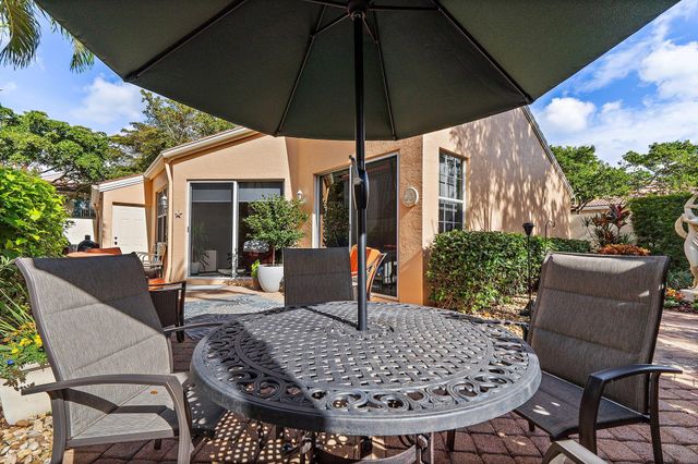45 Via Verona, Palm Beach Gardens, FL 33418