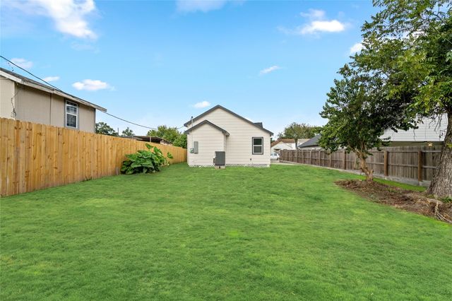 7422 Mckinney Street, Houston, TX 77011