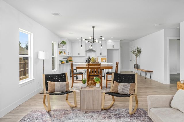 7422 Mckinney Street, Houston, TX 77011