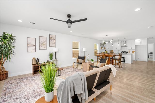 7422 Mckinney Street, Houston, TX 77011