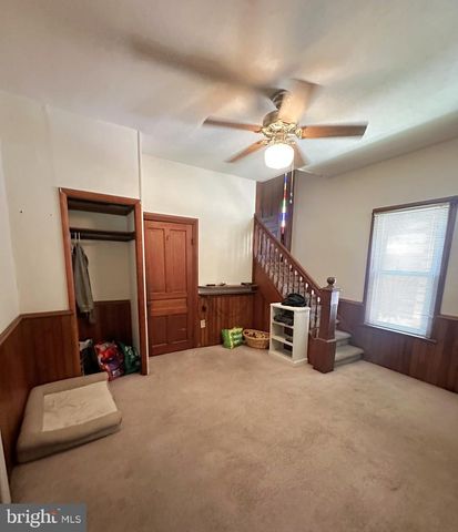 37 N QUEEN ST, Littlestown, PA 17340