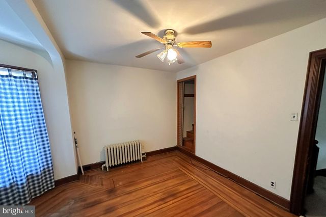 37 N QUEEN ST, Littlestown, PA 17340