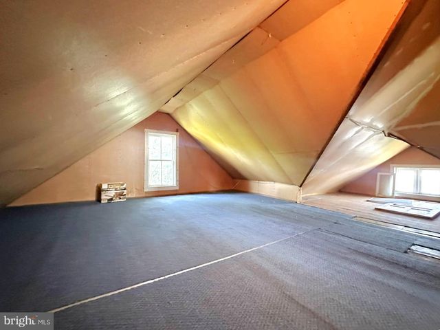 37 N QUEEN ST, Littlestown, PA 17340