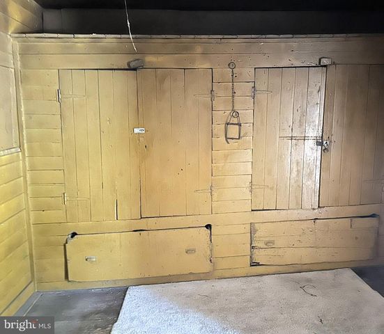 37 N QUEEN ST, Littlestown, PA 17340