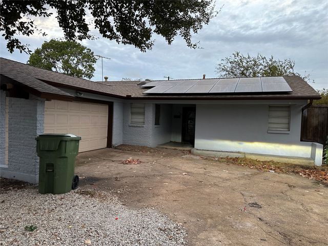 3709 Classic Drive, Garland, TX 75042
