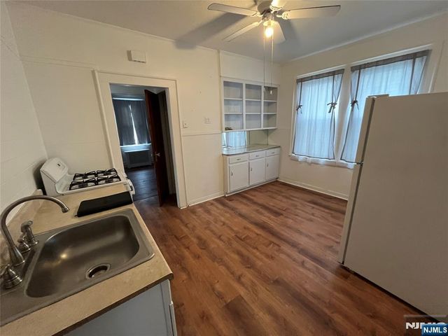 202 N 17th Street 1, Bloomfield, NJ 07003