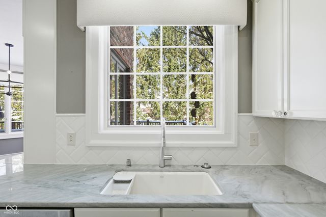 13725 Smokey Ridge Trace, Carmel, IN 46033