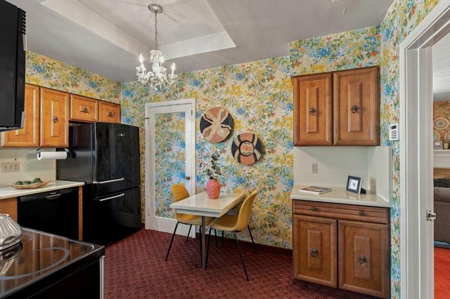 210 Meister Way, Sacramento, CA 95819