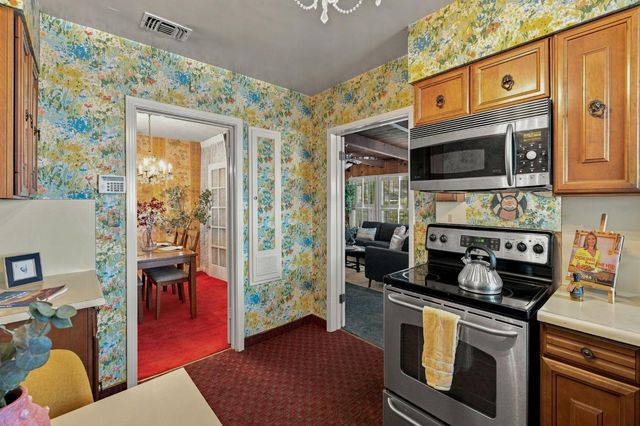 210 Meister Way, Sacramento, CA 95819