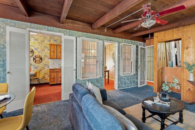 210 Meister Way, Sacramento, CA 95819