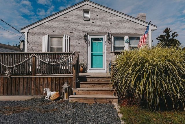 63 Asiaf Way, Plymouth, MA 02360
