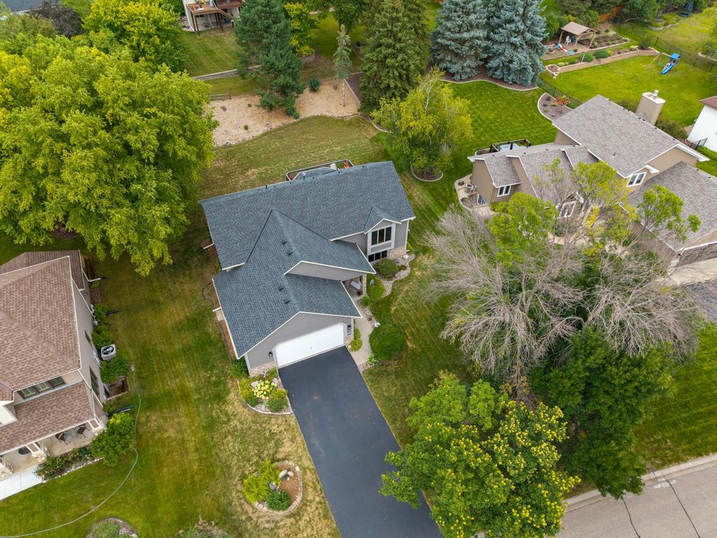 1123 Ridge Bluff Drive, Chaska, MN 55318 — photo 3