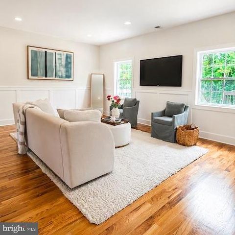 338 CLARK AVE, Moorestown, NJ 08057