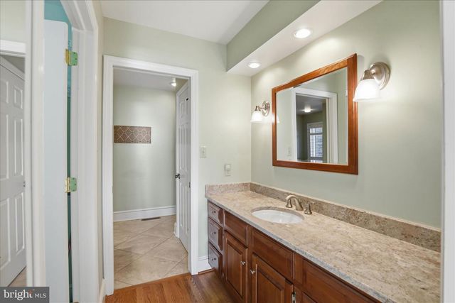 310 RUMFORD RD, Lititz, PA 17543