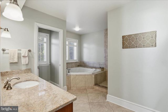 310 RUMFORD RD, Lititz, PA 17543