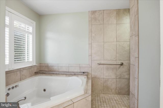 310 RUMFORD RD, Lititz, PA 17543