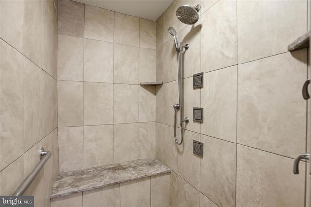 310 RUMFORD RD, Lititz, PA 17543