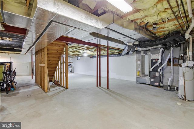 310 RUMFORD RD, Lititz, PA 17543