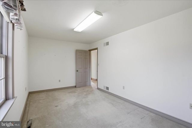 310 RUMFORD RD, Lititz, PA 17543