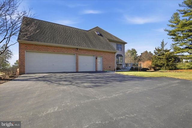 310 RUMFORD RD, Lititz, PA 17543