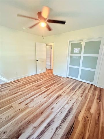 189 W Cleve Street, Mount Airy, NC 27030