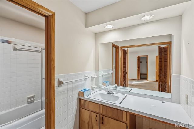 139 Pharris Ridge Drive, Sikeston, MO 63801