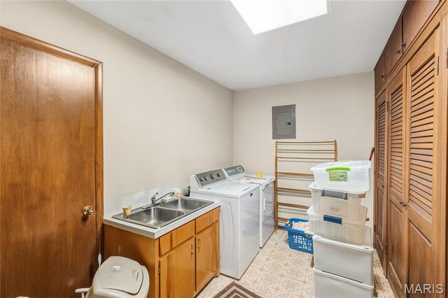 139 Pharris Ridge Drive, Sikeston, MO 63801